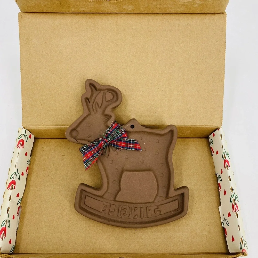 Hartstone Stoneware Cookie‎ Mold Rocking Reindeer Jingle Christmas Vintage USA